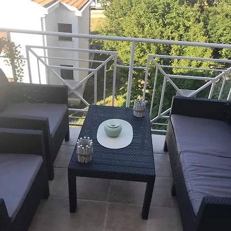 Apartman Mikec Njivice