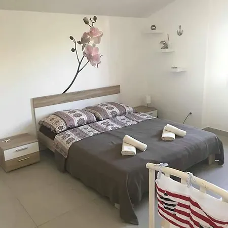 Apartman Mikec Njivice